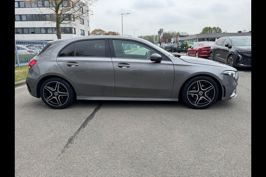 Mercedes-Benz A-Klasse 180 AMG Sfeerverlichting Leder Led 2021