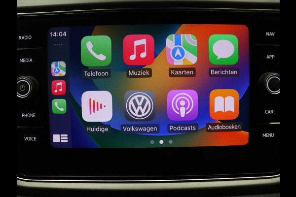 Volkswagen T-Roc TSI Style Business 115pk Adapt. Cruise | Carplay | Navi | Parkeersens. v+a