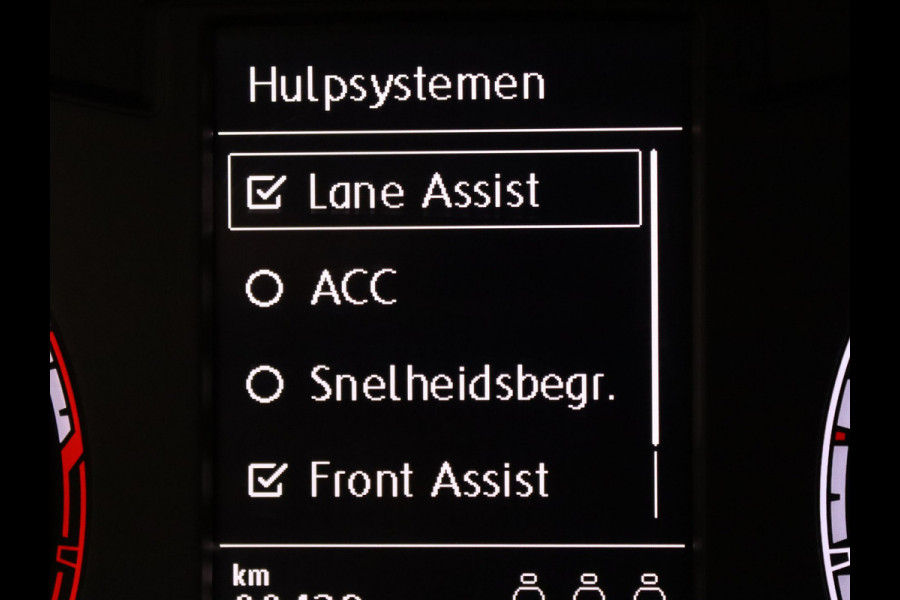 Volkswagen T-Roc TSI Style Business 115pk Adapt. Cruise | Carplay | Navi | Parkeersens. v+a