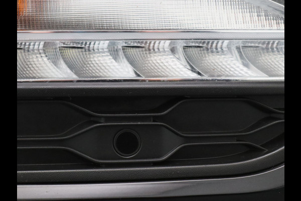 Volkswagen T-Roc TSI Style Business 115pk Adapt. Cruise | Carplay | Navi | Parkeersens. v+a