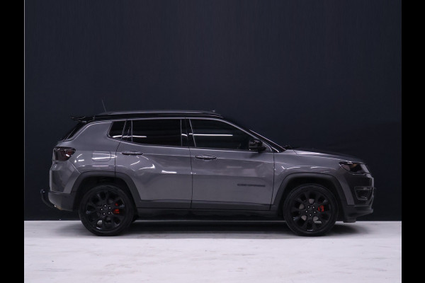 Jeep Compass 1.3T S [SCHUIFKANTELDAK, STOELVERWARMING, STUURVERWARMING, ACHTERUITRIJCAMERA, PARKEERSENSOREN V+A, CRUISE CONTROL, ELEKTRISCHE STOELEN, NIEUWSTAAT]