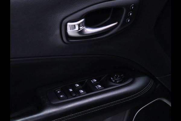 Jeep Compass 1.3T S [SCHUIFKANTELDAK, STOELVERWARMING, STUURVERWARMING, ACHTERUITRIJCAMERA, PARKEERSENSOREN V+A, CRUISE CONTROL, ELEKTRISCHE STOELEN, NIEUWSTAAT]