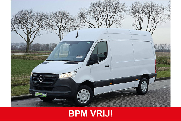 Mercedes-Benz Sprinter 317 L2H2 RWD 170pk Mbux Camera Leer Airco Euro6