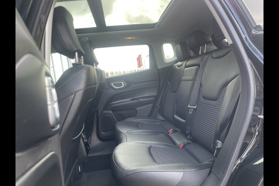 Jeep Compass 1.5T e-Hybrid Limited | Panorama-dak | 360 Camera | Stoel/stuurwielverwarming