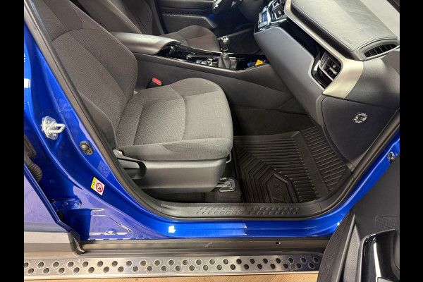 Toyota C-HR 1.2 Bi-Tone NAVI CAMERA TREKHAAK CLIMATE CRUISE CONTROL JBL SOUND