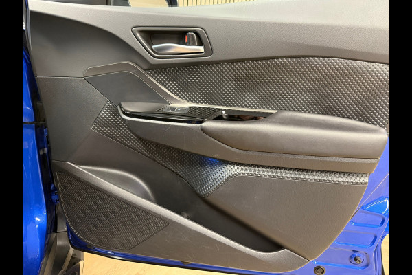 Toyota C-HR 1.2 Bi-Tone NAVI CAMERA TREKHAAK CLIMATE CRUISE CONTROL JBL SOUND