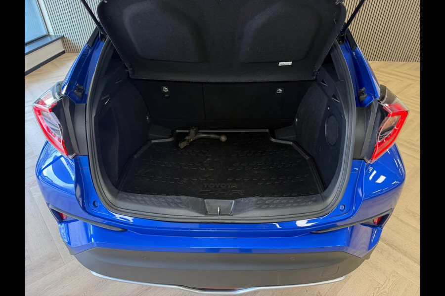 Toyota C-HR 1.2 Bi-Tone NAVI CAMERA TREKHAAK CLIMATE CRUISE CONTROL JBL SOUND