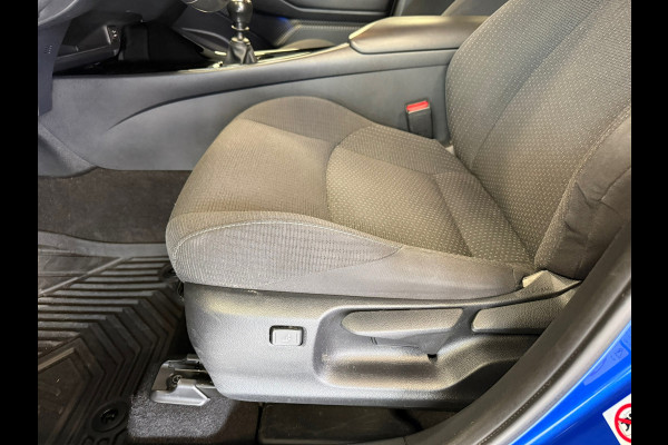 Toyota C-HR 1.2 Bi-Tone NAVI CAMERA TREKHAAK CLIMATE CRUISE CONTROL JBL SOUND