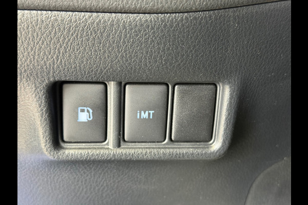 Toyota C-HR 1.2 Bi-Tone NAVI CAMERA TREKHAAK CLIMATE CRUISE CONTROL JBL SOUND