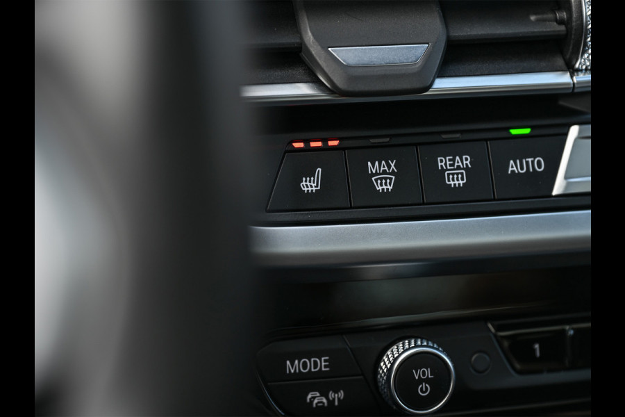 BMW iX3 High Executive 80 kWh M-Sport | Soh 100% | Facelift | Panoramadak | Comfort access | Trekhaak | Shadow-line | Sport seats | Active cruise | 360 camera | Head-up | Harman/Kardon