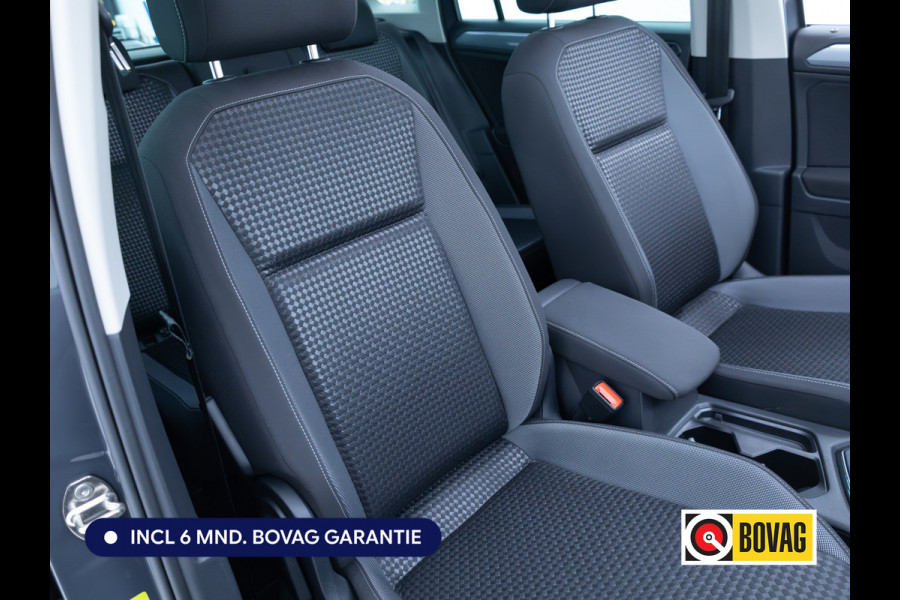 Volkswagen Tiguan 1.4 TSI eHybrid Active | Elec. Panodak | IQ Light | Elc. achterklep | Stoel- & Stuurverwarming | Adaptieve cruise, Camera, Automatisch inparkeren, All season banden