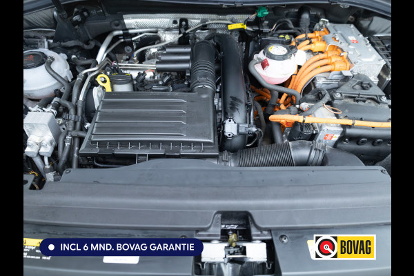 Volkswagen Tiguan 1.4 TSI eHybrid Active | Elec. Panodak | IQ Light | Elc. achterklep | Stoel- & Stuurverwarming | Adaptieve cruise, Camera, Automatisch inparkeren, All season banden