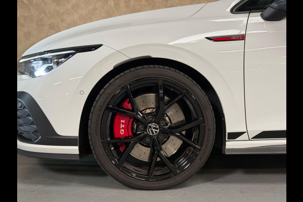 Volkswagen Golf 2.0 TSI GTI CLUBSPORT | Pano | Stoel/Stuurverwarming | IQ Light | Camera | Harman Kardon