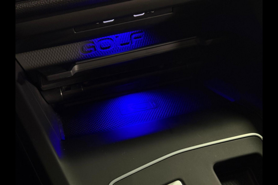 Volkswagen Golf 2.0 TSI GTI CLUBSPORT | Pano | Stoel/Stuurverwarming | IQ Light | Camera | Harman Kardon