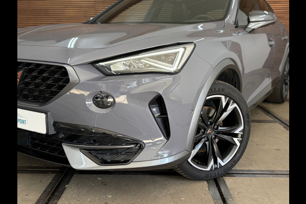 CUPRA Formentor 1.5 TSI Business Exclusive Paint | Pano | Winterpakket | Cruise adapt | 18 Inch 4seas | Matrix Led | Virtual |