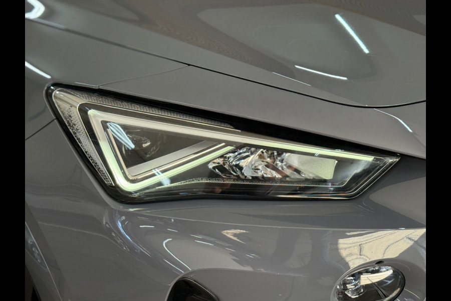 CUPRA Formentor 1.5 TSI Business Exclusive Paint | Pano | Winterpakket | Cruise adapt | 18 Inch 4seas | Matrix Led | Virtual |