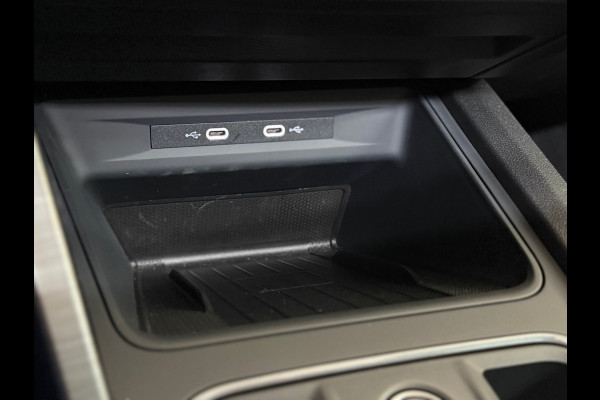 CUPRA Formentor 1.5 TSI Business Exclusive Paint | Pano | Winterpakket | Cruise adapt | 18 Inch 4seas | Matrix Led | Virtual |