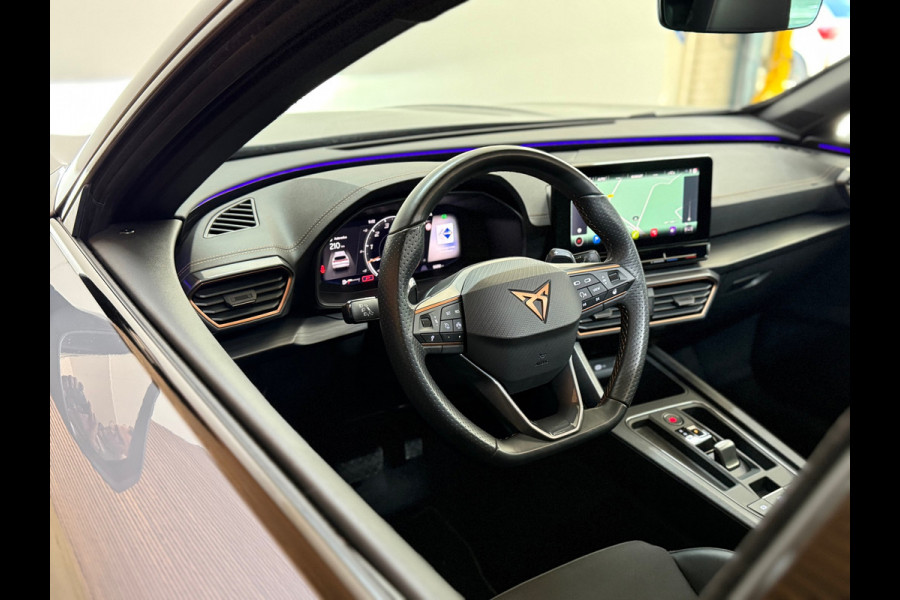 CUPRA Formentor 1.5 TSI Business Exclusive Paint | Pano | Winterpakket | Cruise adapt | 18 Inch 4seas | Matrix Led | Virtual |