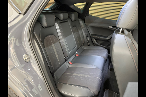 CUPRA Formentor 1.5 TSI Business Exclusive Paint | Pano | Winterpakket | Cruise adapt | 18 Inch 4seas | Matrix Led | Virtual |