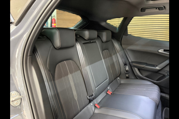 CUPRA Formentor 1.5 TSI Business Exclusive Paint | Pano | Winterpakket | Cruise adapt | 18 Inch 4seas | Matrix Led | Virtual |