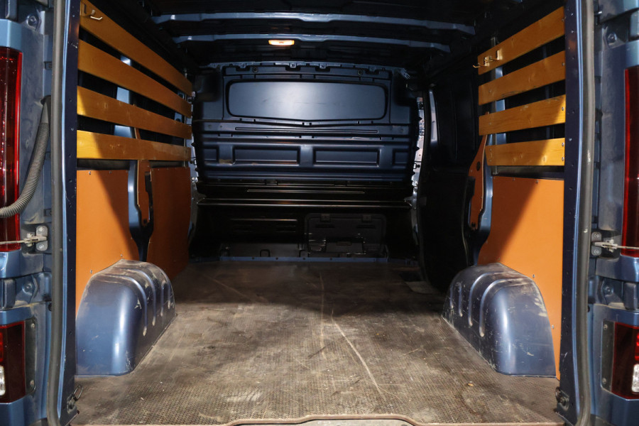 Renault Trafic 2.0 dCi 145pk L1 H1 Automaat