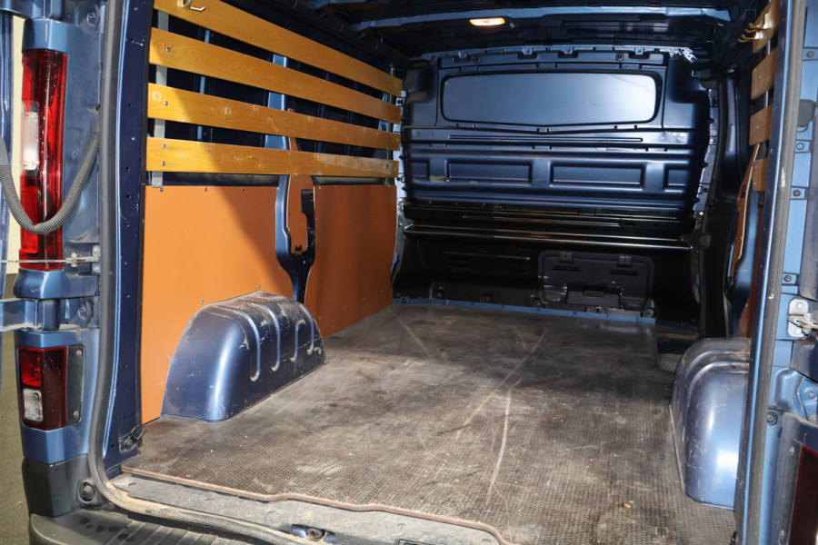 Renault Trafic 2.0 dCi 145pk L1 H1 Automaat