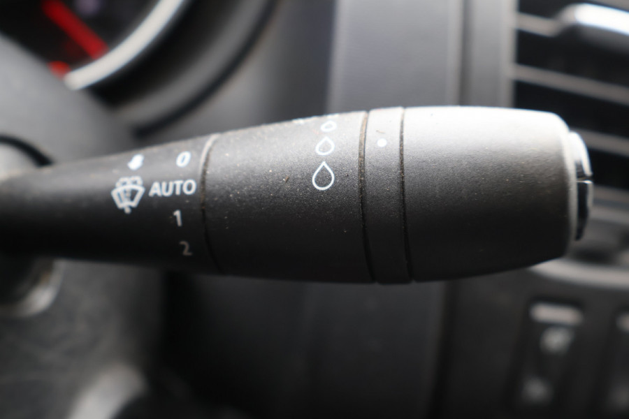 Renault Trafic 2.0 dCi 145pk L1 H1 Automaat