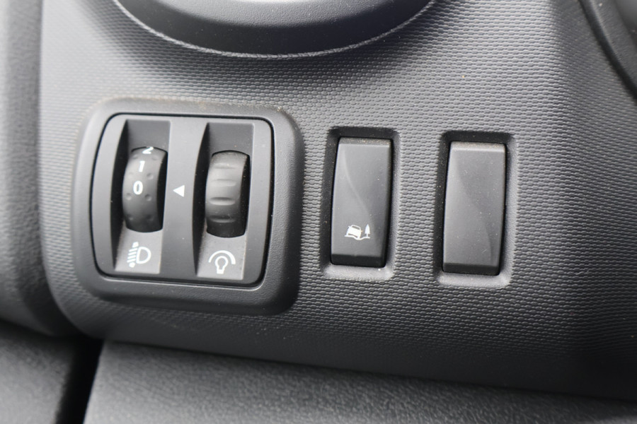 Renault Trafic 2.0 dCi 145pk L1 H1 Automaat