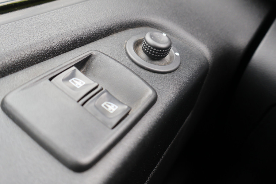 Renault Trafic 2.0 dCi 145pk L1 H1 Automaat