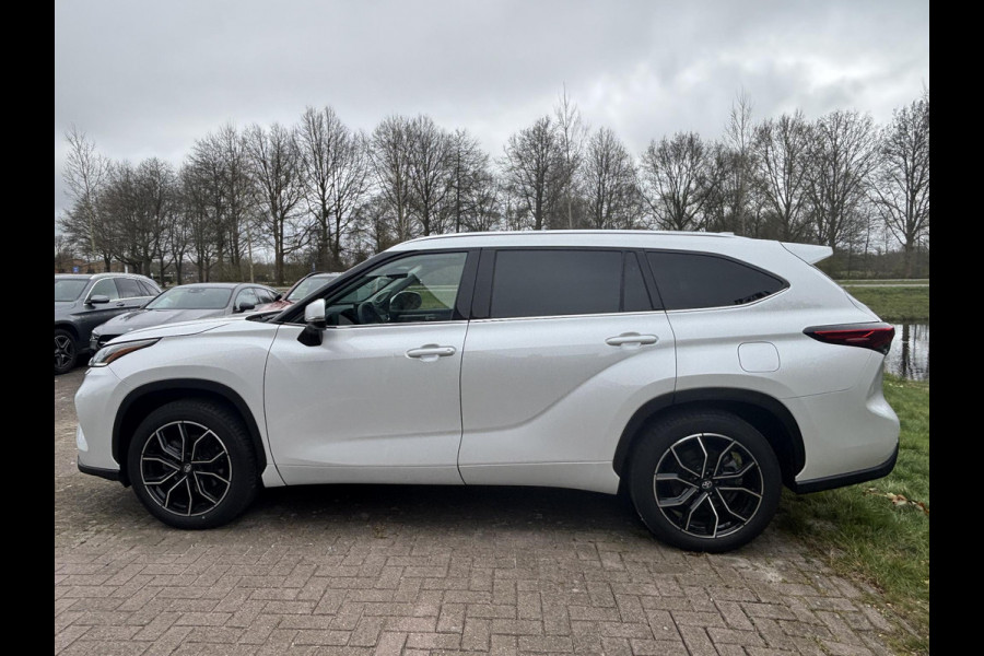 Toyota highlander 2.5 AWD Hybrid Premium | 7p |  Panoramadak | 360 graden camera | Platinum Pearl White | Adaptieve cruisecontrol | JBL audio | Head up Display | Stoelverwarming | Achterbank verwarmd