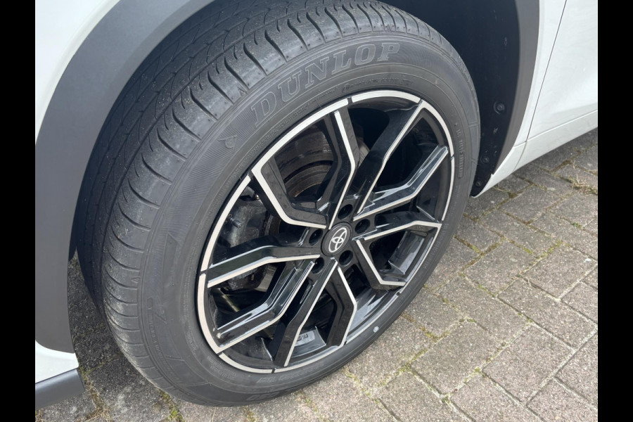 Toyota highlander 2.5 AWD Hybrid Premium | 7p |  Panoramadak | 360 graden camera | Platinum Pearl White | Adaptieve cruisecontrol | JBL audio | Head up Display | Stoelverwarming | Achterbank verwarmd