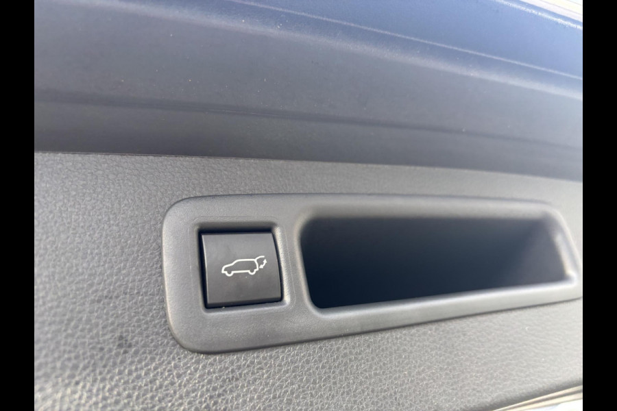 Toyota highlander 2.5 AWD Hybrid Premium | 7p |  Panoramadak | 360 graden camera | Platinum Pearl White | Adaptieve cruisecontrol | JBL audio | Head up Display | Stoelverwarming | Achterbank verwarmd