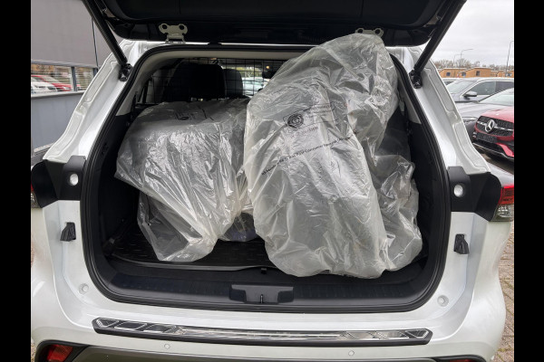 Toyota highlander 2.5 AWD Hybrid Premium | 7p |  Panoramadak | 360 graden camera | Platinum Pearl White | Adaptieve cruisecontrol | JBL audio | Head up Display | Stoelverwarming | Achterbank verwarmd