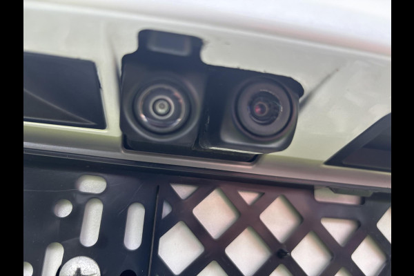 Toyota highlander 2.5 AWD Hybrid Premium | 7p |  Panoramadak | 360 graden camera | Platinum Pearl White | Adaptieve cruisecontrol | JBL audio | Head up Display | Stoelverwarming | Achterbank verwarmd