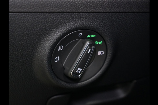 Škoda Superb Combi 1.4 TSI iV 204pk PHEV Business Edition Plus Trekhaak | Camera | Memory | Carplay | 18" | LED