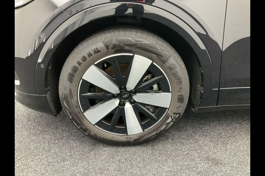 Ford Capri Extended Range RWD 77 kWh 286pk | Massage Stoelen | Memoryfunctie Stoel | Adaptieve Cruise | Stoel- en stuurverwarming