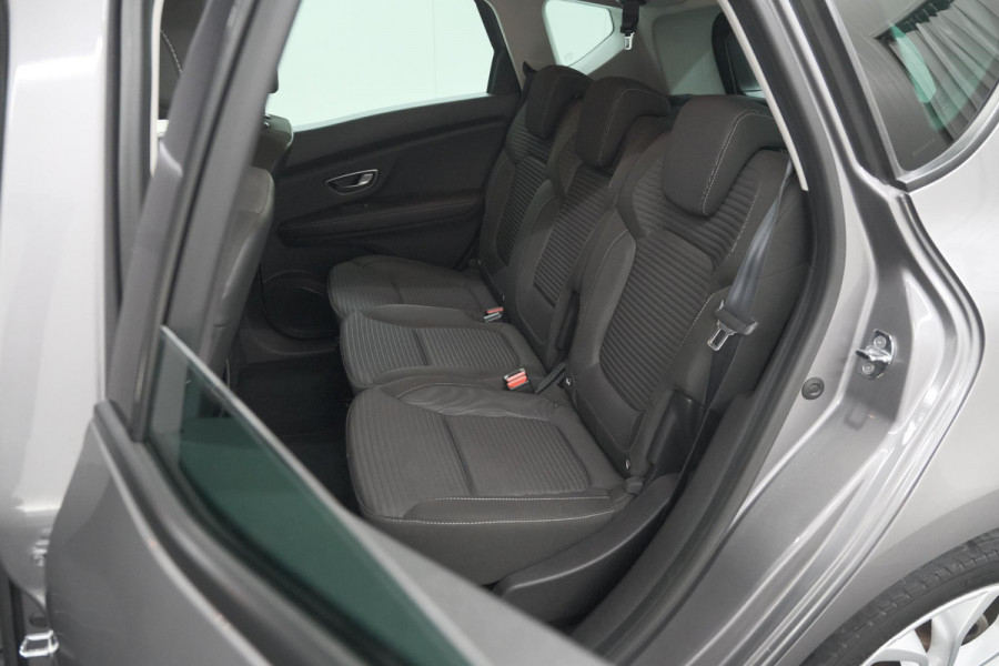 Renault Scénic TCe 140 EDC Intens | Navigatie | Apple Carplay | Parkeersensoren | Cruise Control