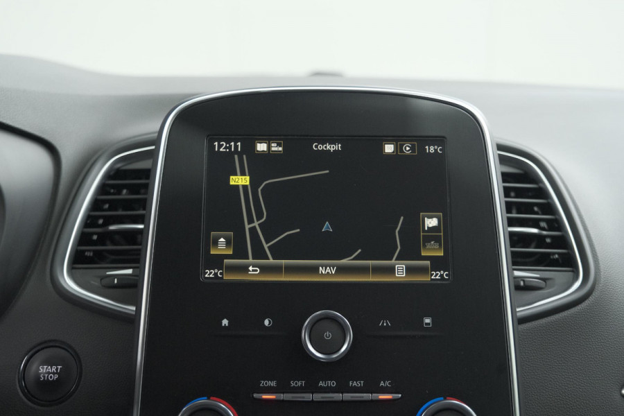 Renault Scénic TCe 140 EDC Intens | Navigatie | Apple Carplay | Parkeersensoren | Cruise Control