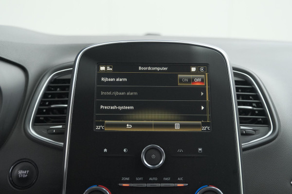 Renault Scénic TCe 140 EDC Intens | Navigatie | Apple Carplay | Parkeersensoren | Cruise Control