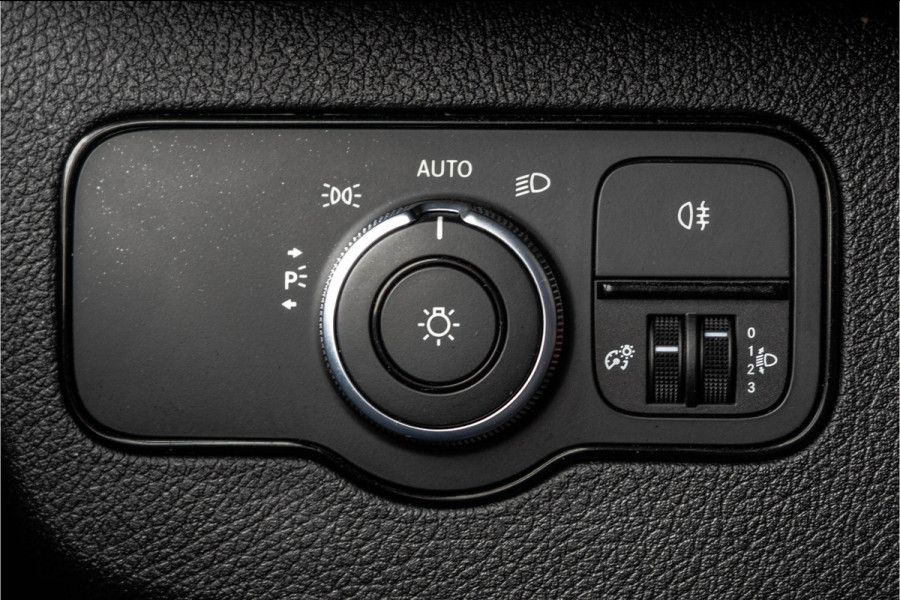 Mercedes-Benz Sprinter 311 CDI L2H2 | Volledig Ingericht | Mbux | Camera | Navi | Climatronic