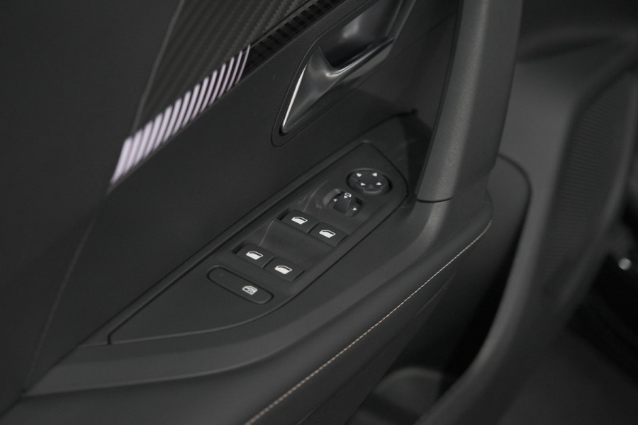 Peugeot 2008 1.2 Hybrid 145 Allure | 360 Camera | Adaptieve Cruise Control | Dodehoekdetectie | Apple Carplay