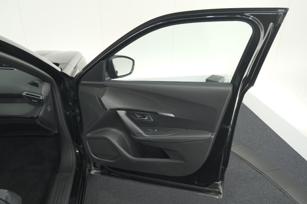 Peugeot 2008 1.2 Hybrid 145 Allure | 360 Camera | Adaptieve Cruise Control | Dodehoekdetectie | Apple Carplay