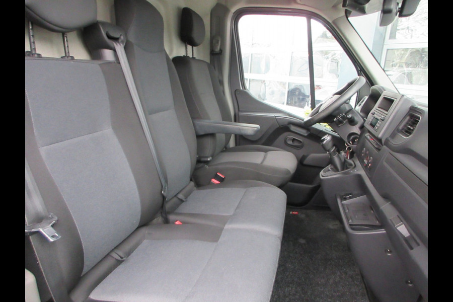 Renault Master T35 2.3 dCi 180 L2H2 airco pdc trekhaak 3 zits