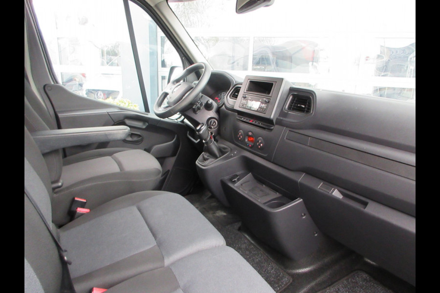 Renault Master T35 2.3 dCi 180 L2H2 airco pdc trekhaak 3 zits