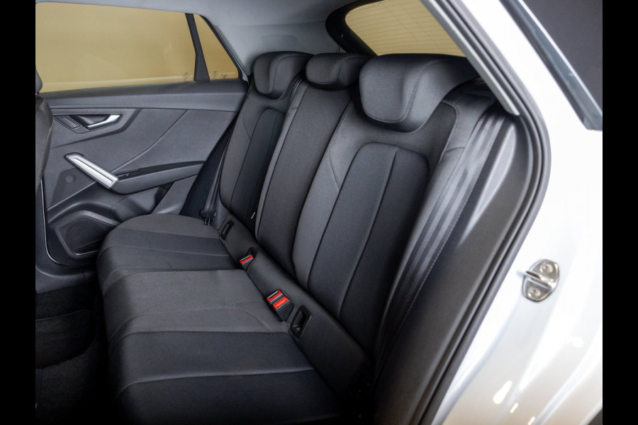 Audi Q2 35 TFSI Advanced edition / 150pk / Stoelverwarming / Adaptieve cruise control / Elektrische achterklep /