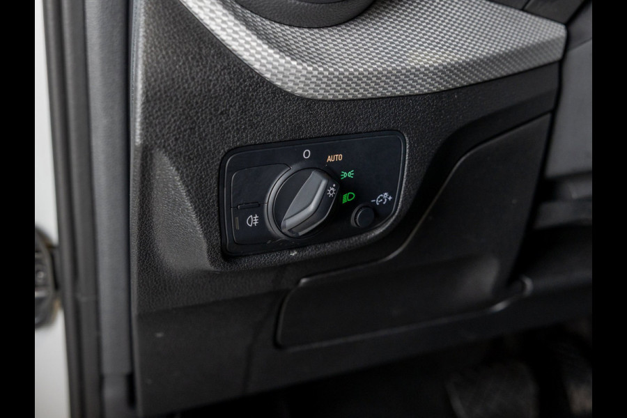 Audi Q2 35 TFSI Advanced edition / 150pk / Stoelverwarming / Adaptieve cruise control / Elektrische achterklep /