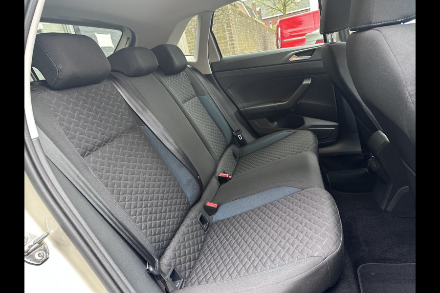 Volkswagen Polo 1.0 MPI IQ-DRIVE AIRCO / CRUISE / PARK PILOT / BEATS AUDIO
