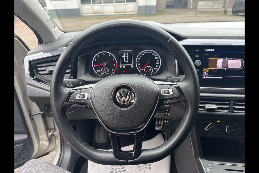 Volkswagen Polo 1.0 MPI IQ-DRIVE AIRCO / CRUISE / PARK PILOT / BEATS AUDIO