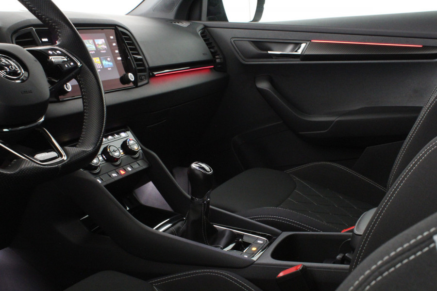 Škoda Karoq 1.5 TSI ACT Sportline Business > 150pk/Camera/Trekhaak wegklapbaar/Steel Grey/19inch...