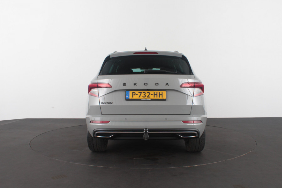 Škoda Karoq 1.5 TSI ACT Sportline Business > 150pk/Camera/Trekhaak wegklapbaar/Steel Grey/19inch...